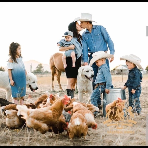 Meet your Posher, J - Picture 1 of 1